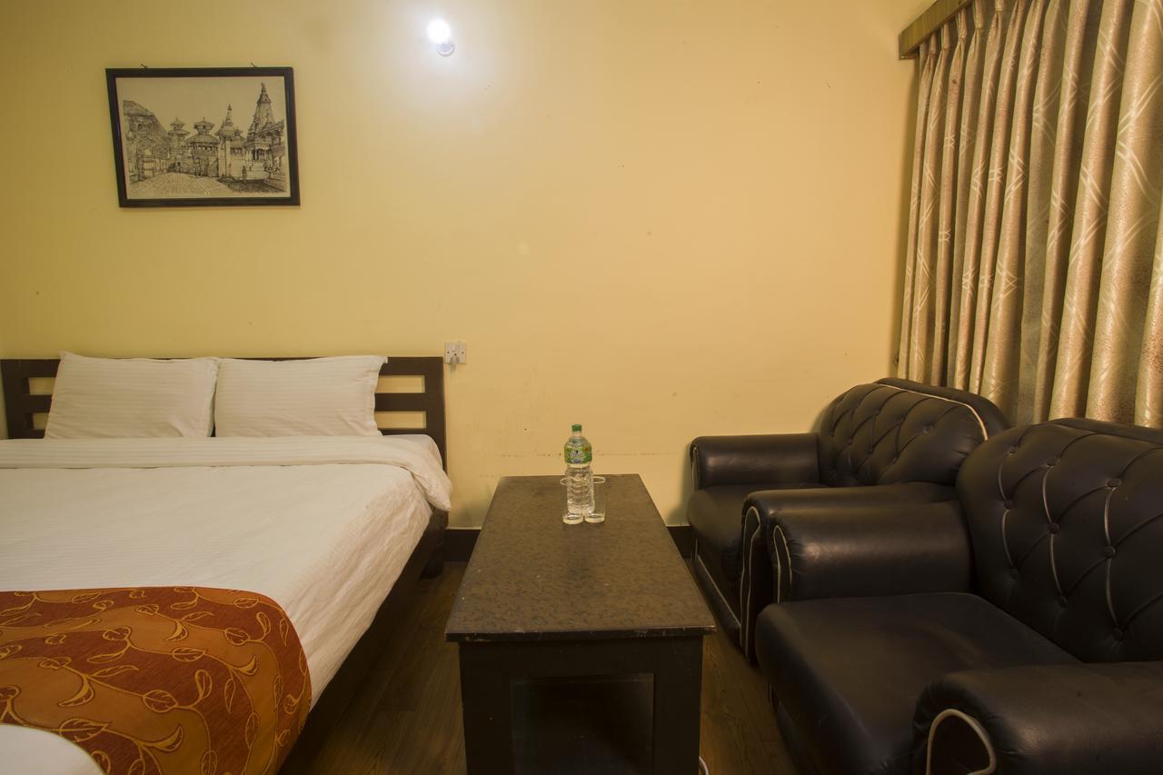 Langtang View Nagarkot Bed And Breakfast Exterior photo