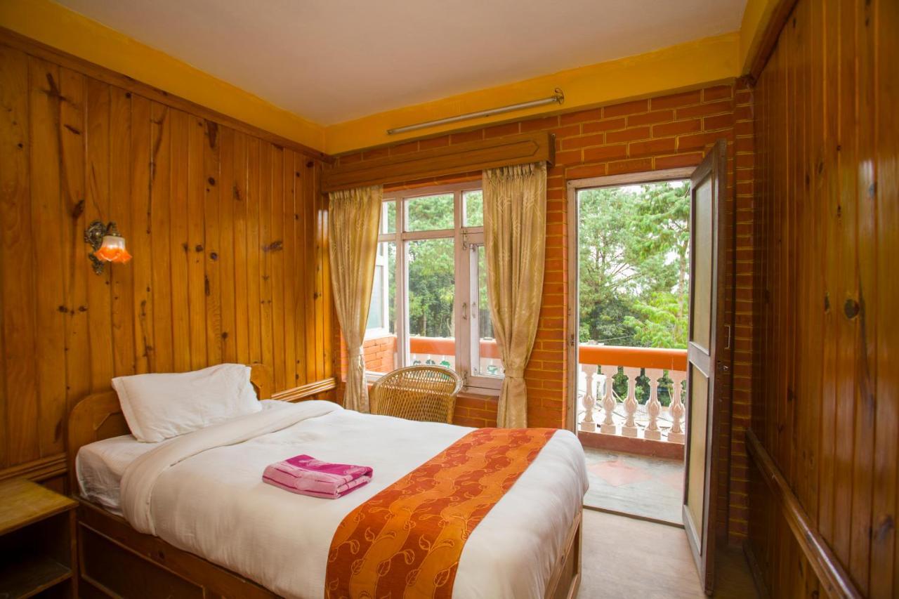 Langtang View Nagarkot Bed And Breakfast Exterior photo